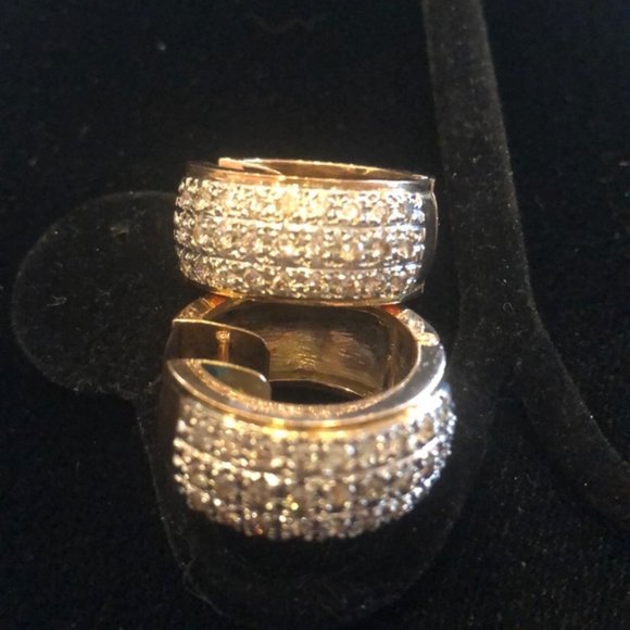 Gold & Diamond Earrings - Picture 2 of 3